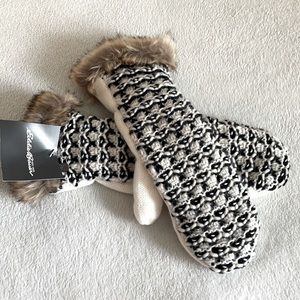 NWT Eddie Bauer mittens